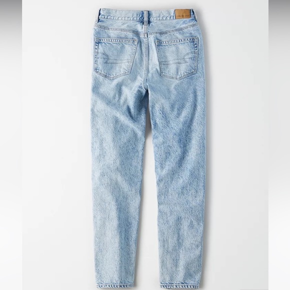 American Eagle Relaxed Fit Mom Jeans - Picture 4 of 8